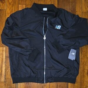 New Balance Fully Lined Light Jacket In Size 2XL